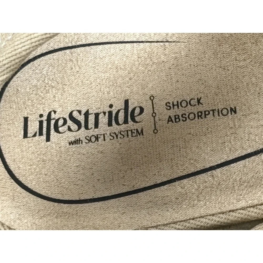 LifeStride Women's Kayden Wedge Sandal Womens Size 9W (Wide) Beige/ White Stripe